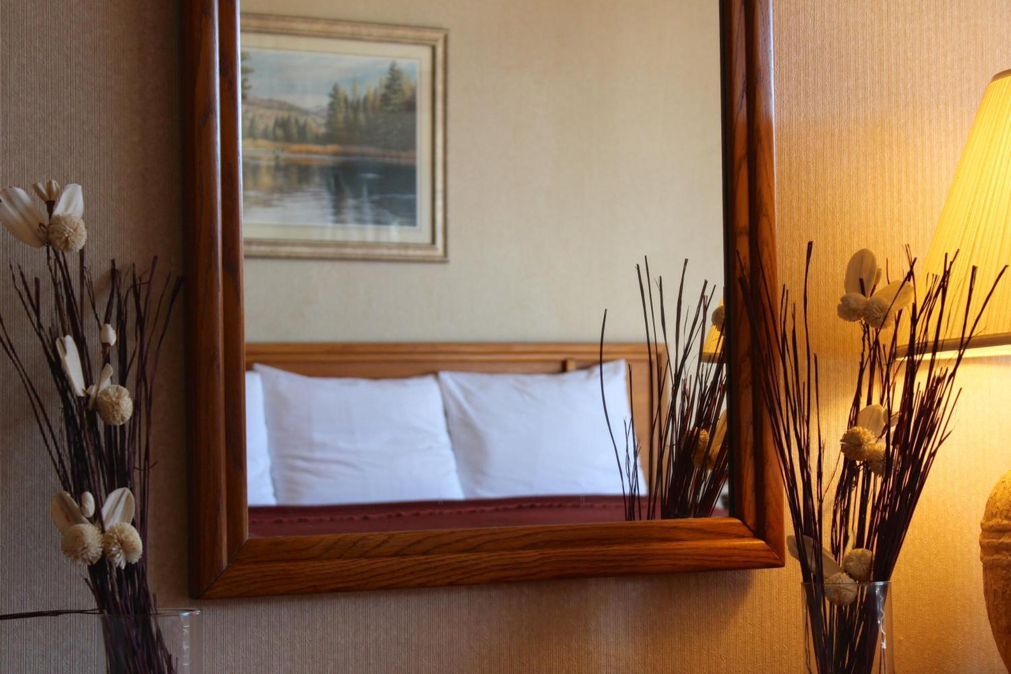 Regency Inn Richmond Dumbarton 객실 사진
