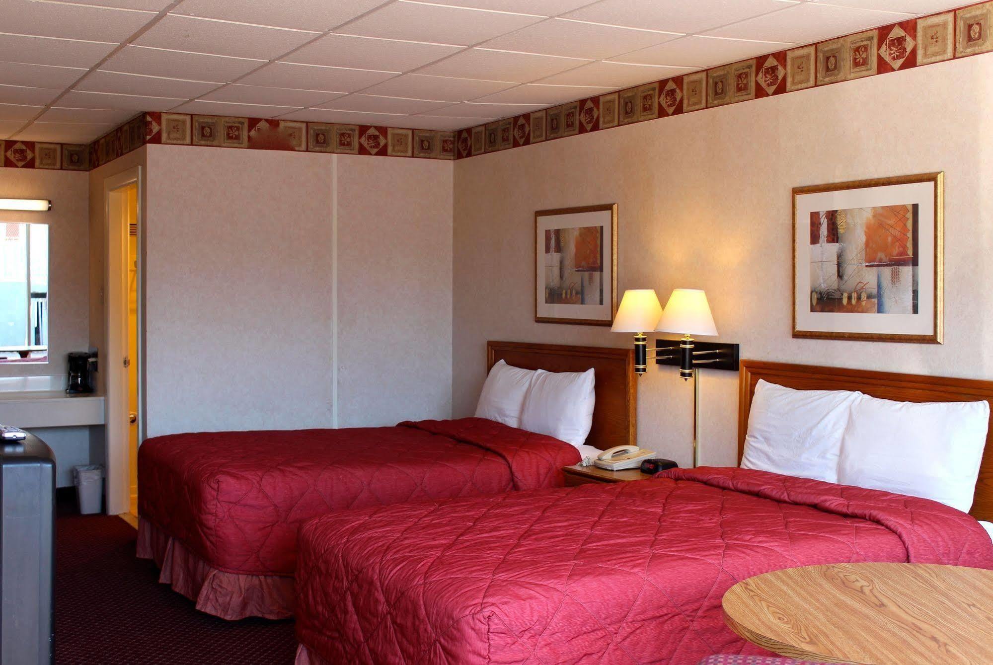 Regency Inn Richmond Dumbarton 외부 사진