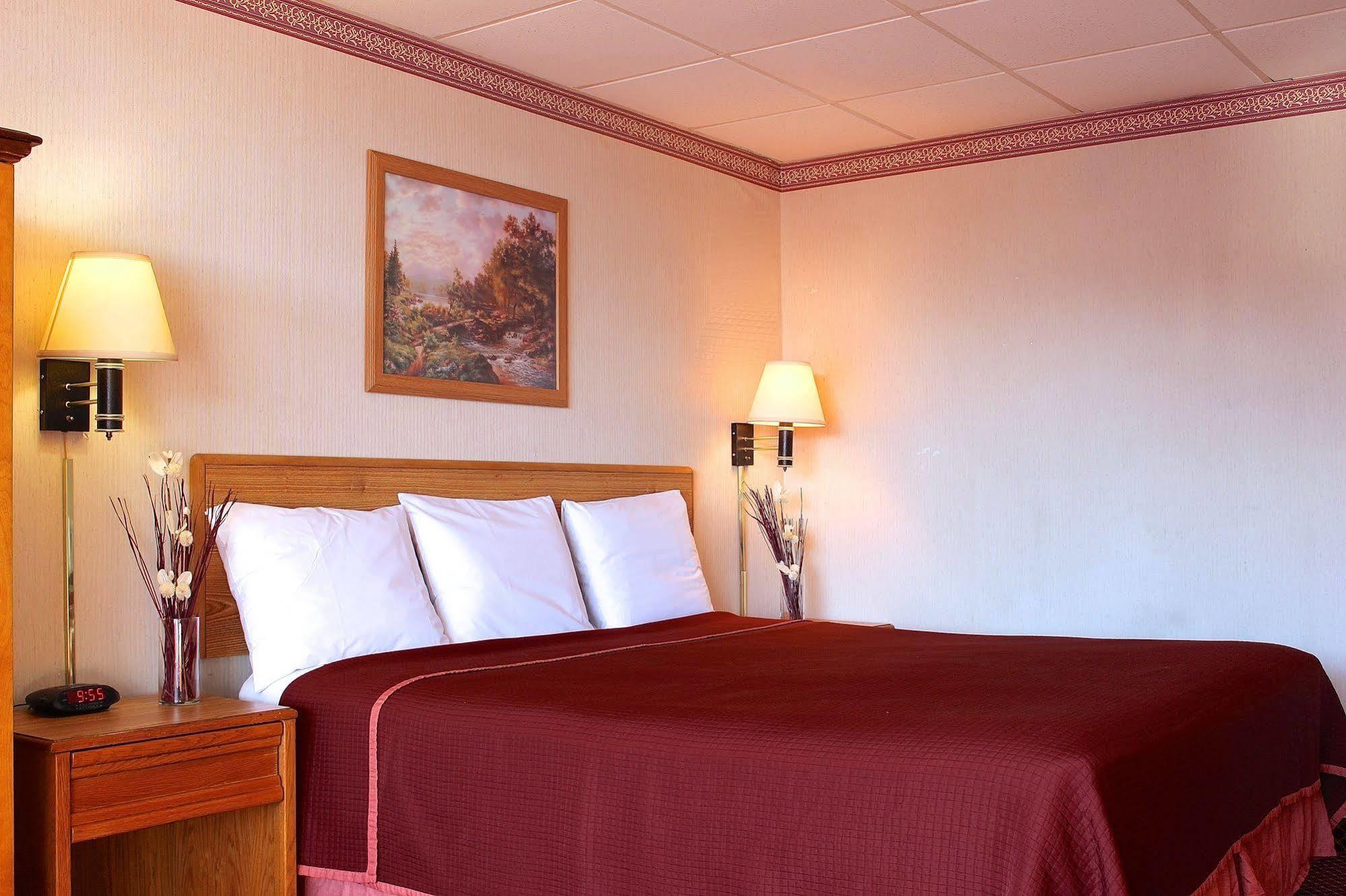 Regency Inn Richmond Dumbarton 외부 사진